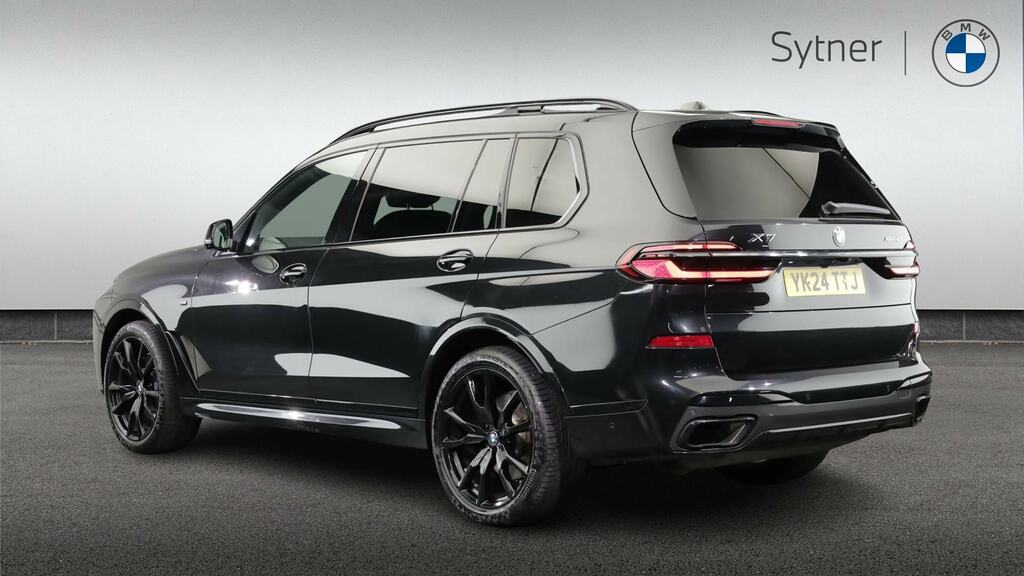 BMW X7 Xdrive40i Mht M Sport Step Black #2