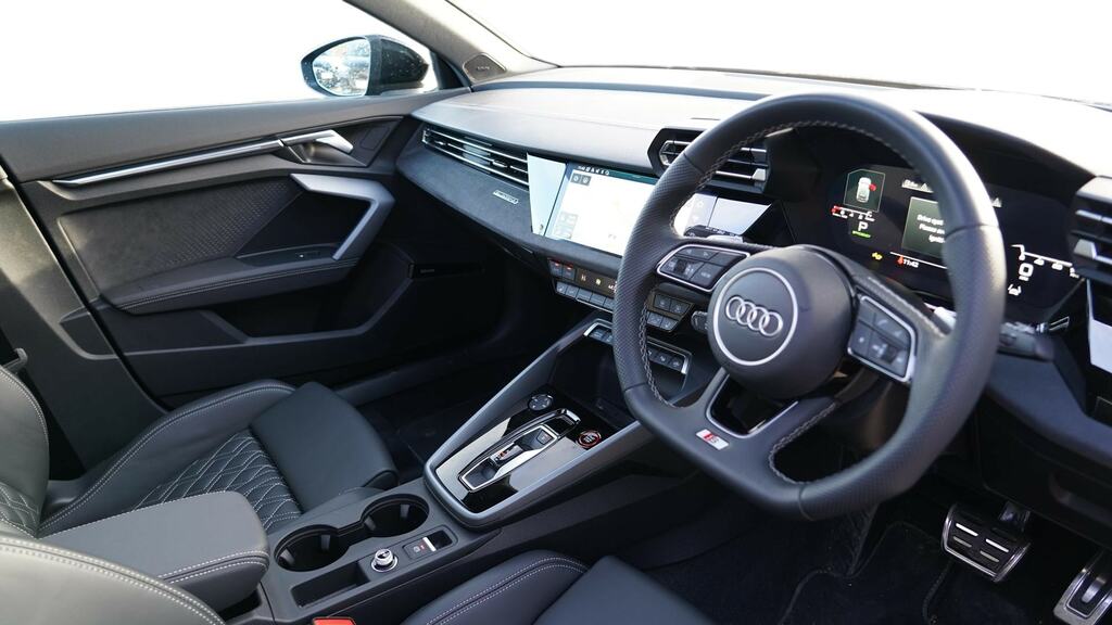 Audi A3 S3 Tfsi Black Edition Quattro S Tronic RJ74JCV Black #6