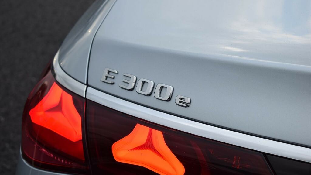 Mercedes-Benz E Class E300e Urban Edition 9G-tronic Grey #22