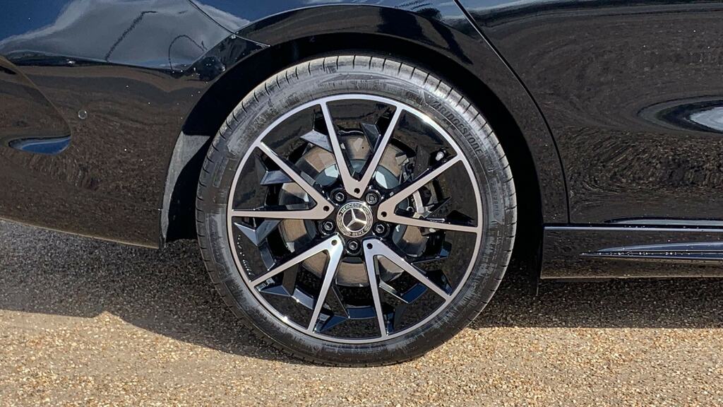 Mercedes-Benz CLA Class Cla 180 Amg Line Premium Plus Black #5