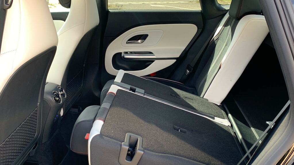 Mercedes-Benz CLA Class Cla 180 Amg Line Premium Plus Black #17