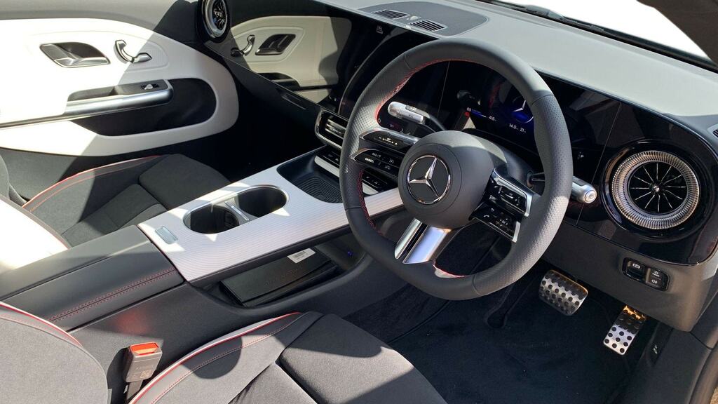Mercedes-Benz CLA Class Cla 180 Amg Line Premium Plus Black #3