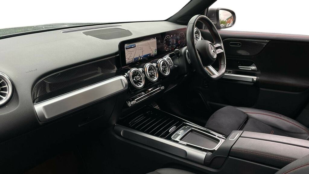 Mercedes-Benz GLB Class Glb 200 Amg Line Premium D A White #8