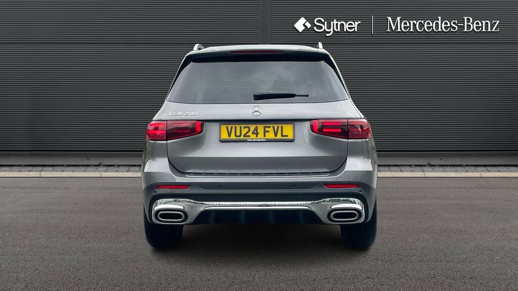 Mercedes-Benz GLB Class Glb 200 Amg Line Premium D A White #7