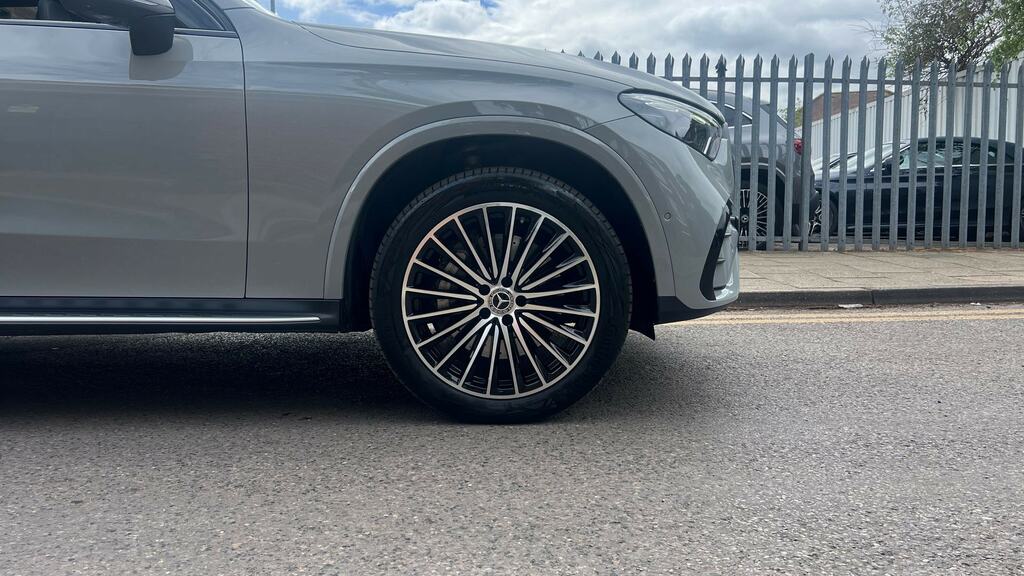 Mercedes-Benz GLC Class Glc 300E 4Matic Amg Line Prem Plus 9G-tronic Grey #5