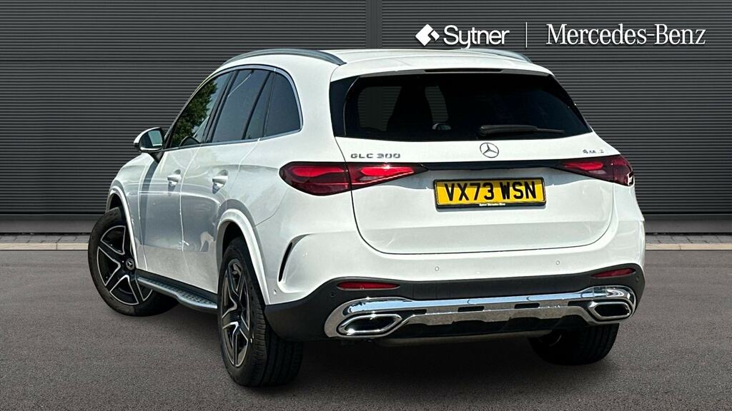 Mercedes-Benz GLC Class Glc 300 4Matic Amg Line 9G-tronic VX73WSN White #2