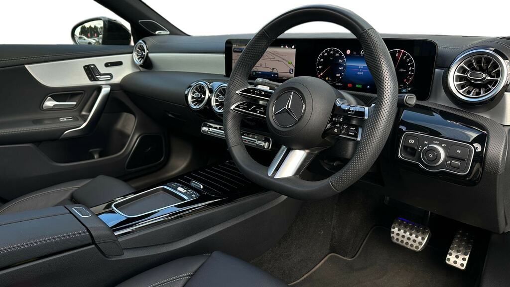 Mercedes-Benz CLA Class Cla 250E Amg Line Premium Plus Tip Black #3