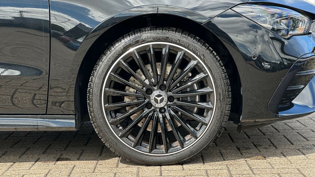 Mercedes-Benz CLA Class Cla 250E Amg Line Premium Plus Tip Black #5