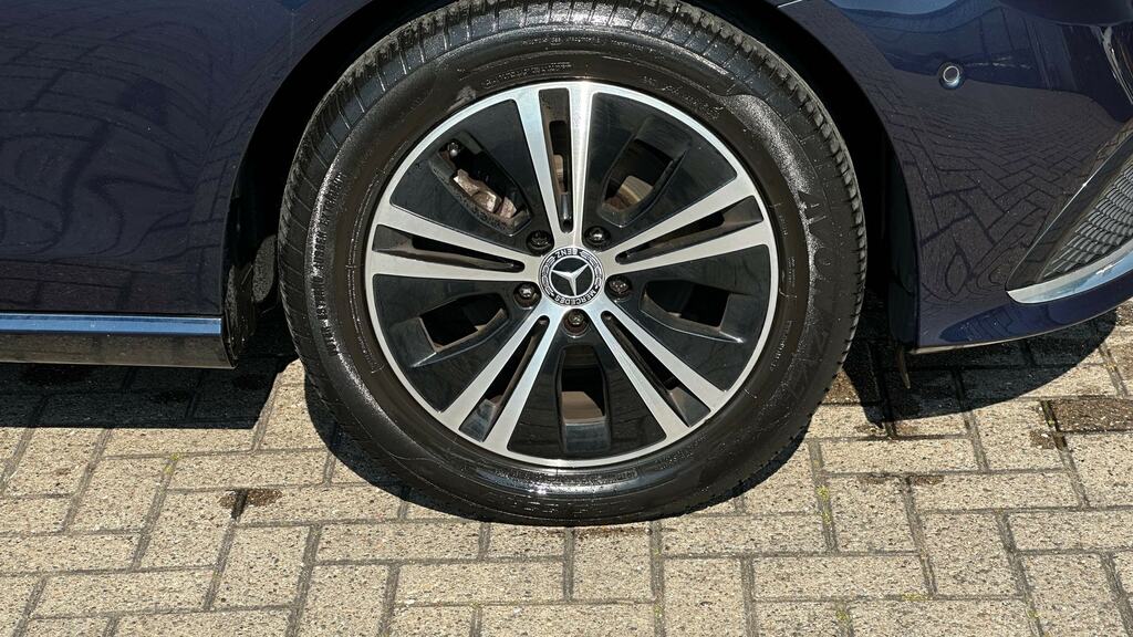 Mercedes-Benz E Class E220d Sport 9G-tronic Blue #5
