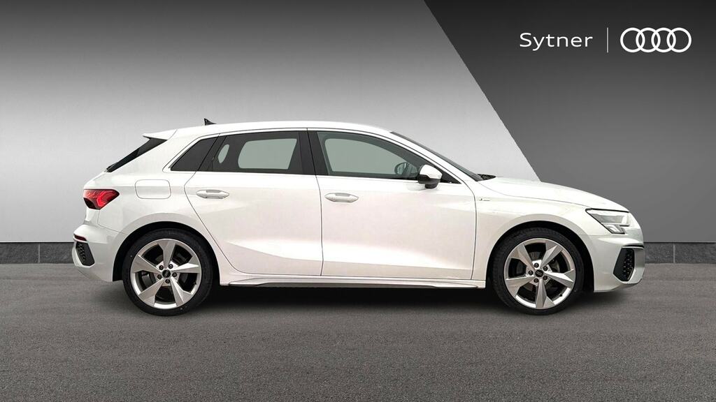 Audi A3 30 Tfsi S Line CX73YYG White #4