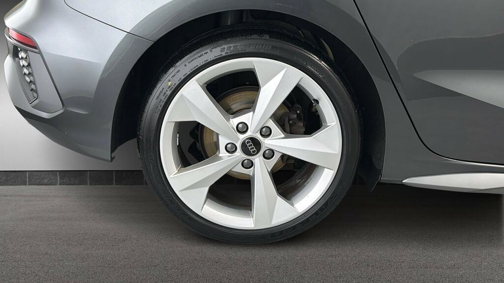 Audi A3 35 Tfsi S Line LO72SPX Grey #5