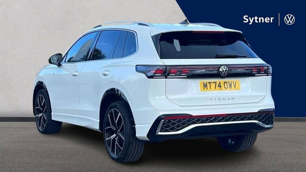 Volkswagen Tiguan Elegance Launch Edition White #3