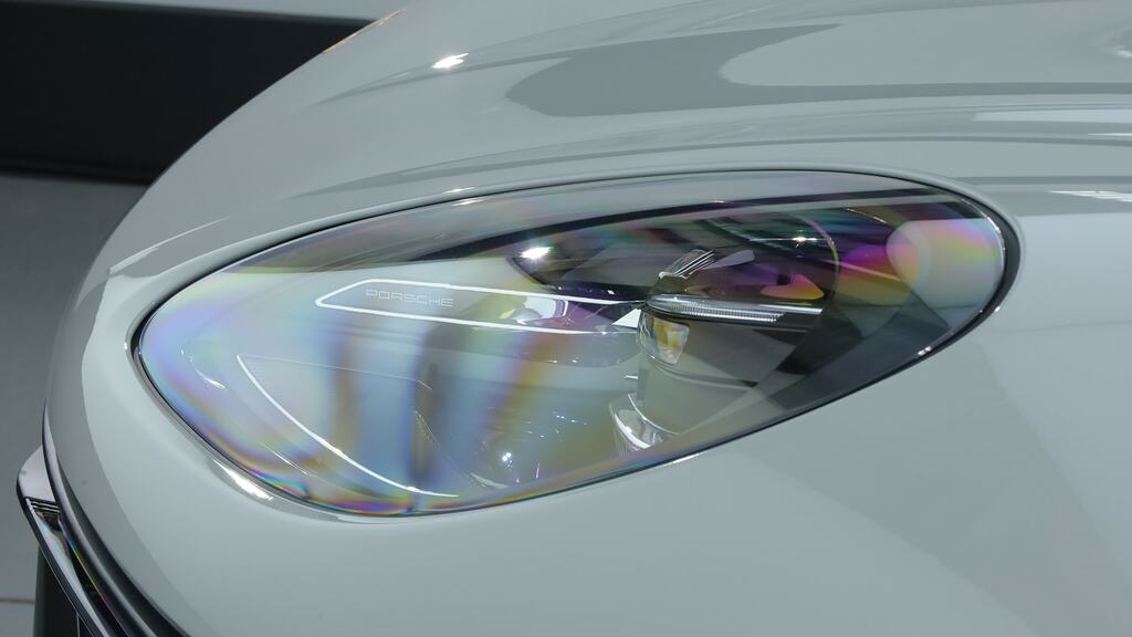 Porsche Macan 100Kwh Suv 360 Ps Silver #27