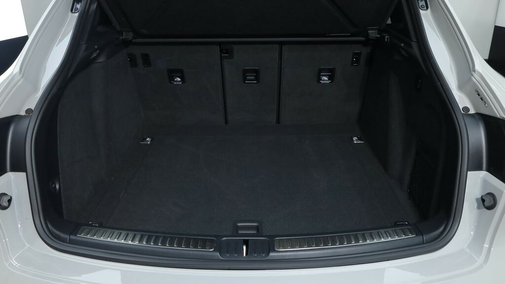 Porsche Macan 100Kwh Suv 360 Ps Silver #24