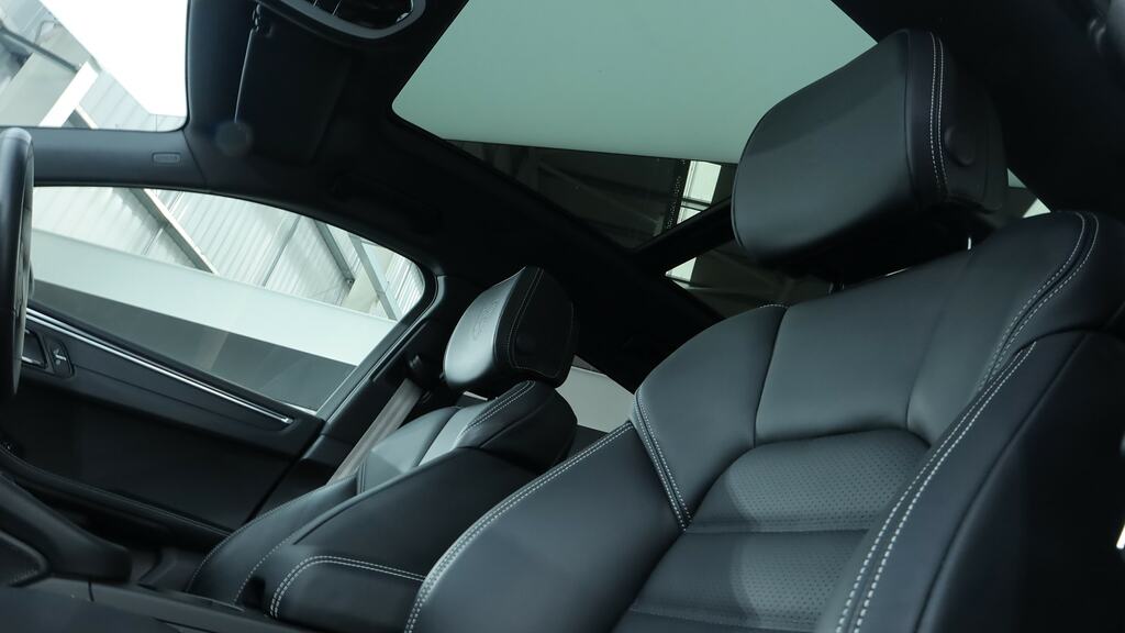 Porsche Macan 100Kwh Suv 360 Ps Silver #19