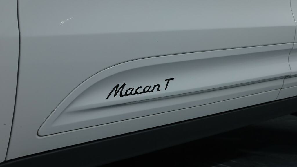 Porsche Macan 100Kwh Suv 360 Ps Silver #28