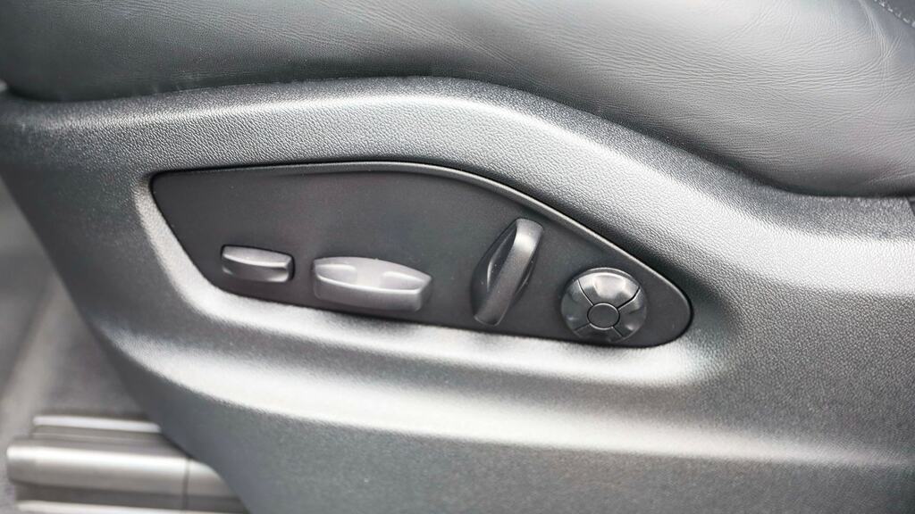 Porsche Cayenne Turbo E-hybrid Tiptronic S 5 Seat Black #26