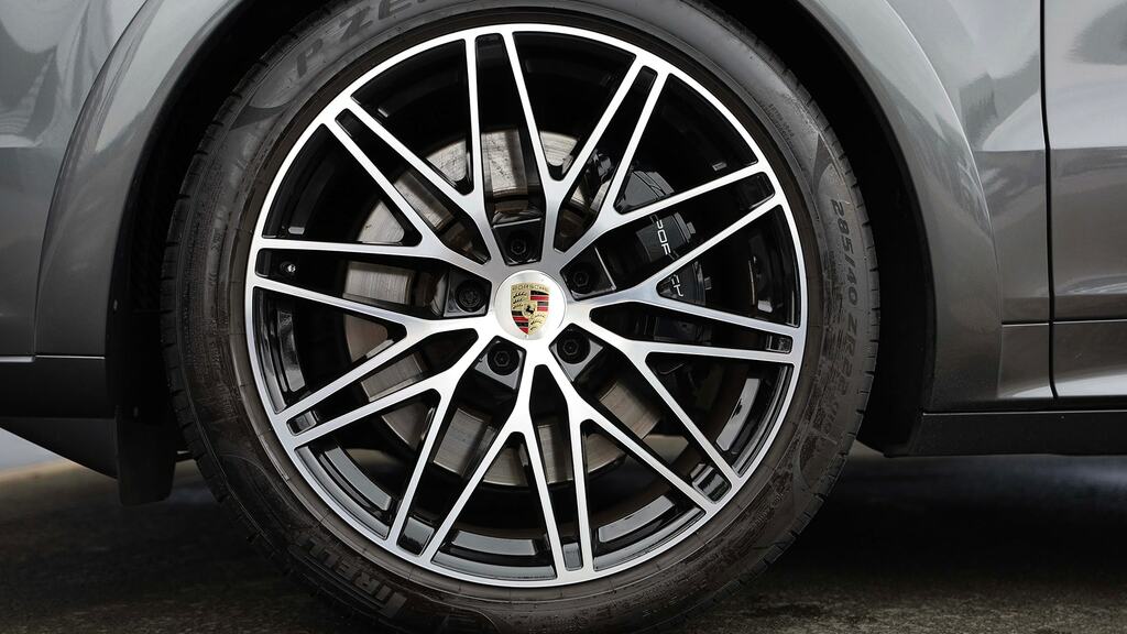 Porsche Cayenne S Tiptronic S Grey #4