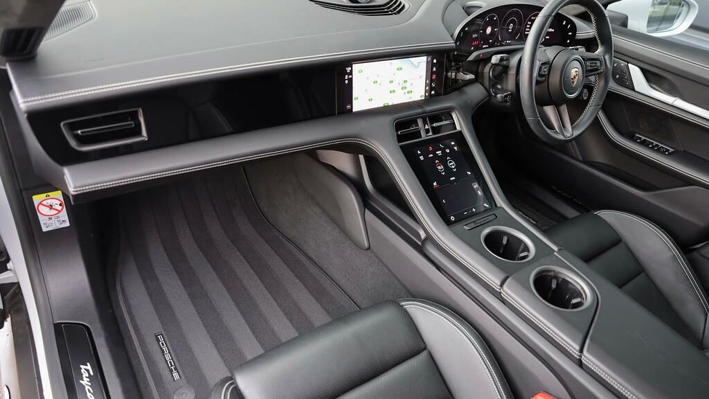 Porsche Taycan 440Kw Gts 93Kwh 22Kw 5 Seat Grey #2