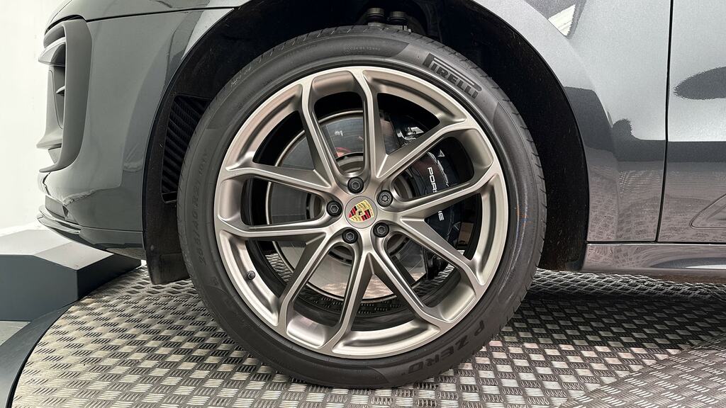 Porsche Macan 380Kw 4S 100Kwh 2024 Green #9