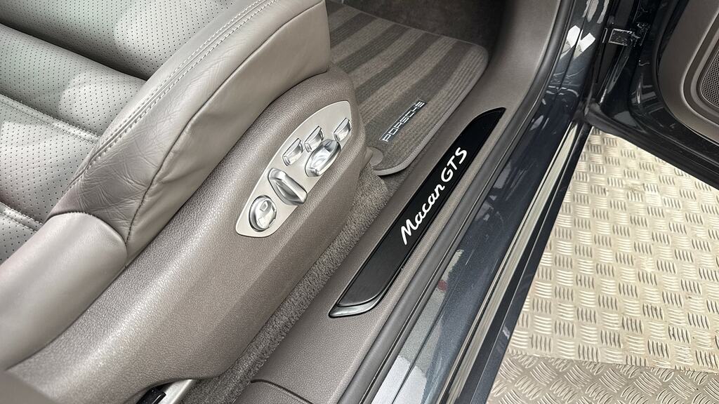 Porsche Macan 380Kw 4S 100Kwh 2024 Green #33