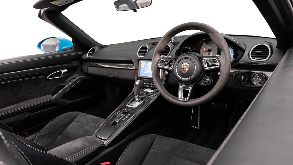 Porsche 718 Boxster 718 Boxster Gts Silver #16