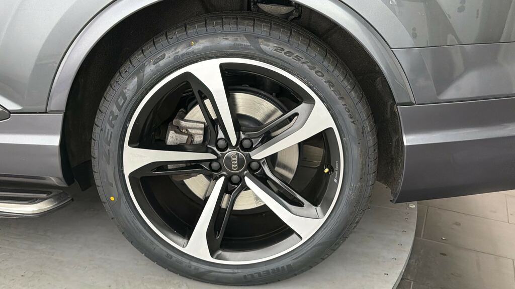Audi Q7 50 Tdi Quattro Black Edition Tiptronic Grey #5