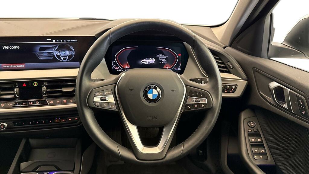 BMW 1 Series 118I 136 Se Step Live Cockpit Pro CJ73DHM White #5