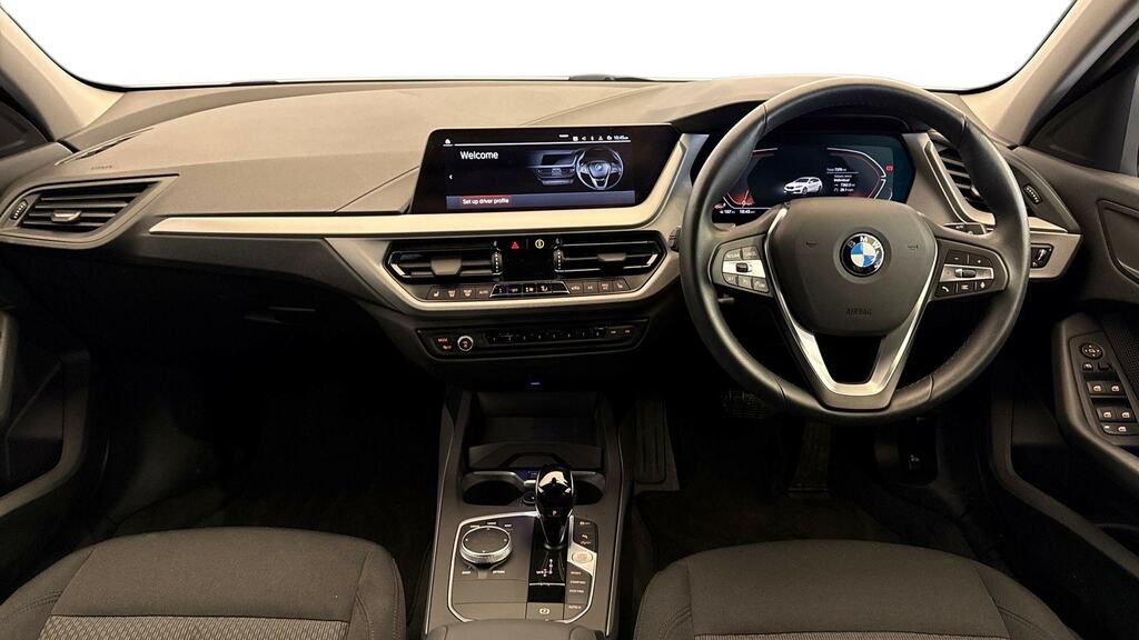 BMW 1 Series 118I 136 Se Step Live Cockpit Pro CJ73DHM White #4