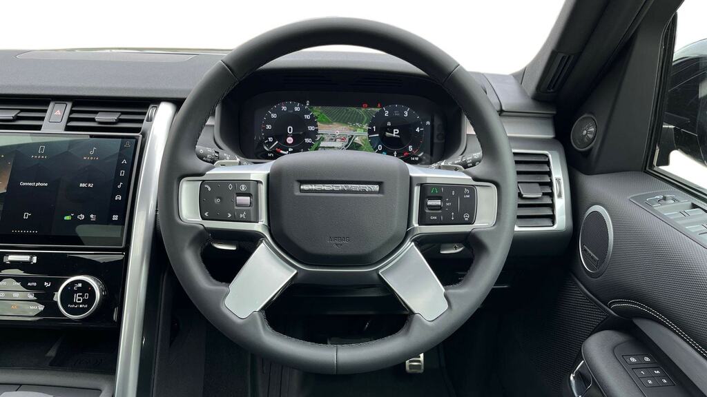 Land Rover Discovery 3.0 D350 Dynamic Se 2025 Black #15