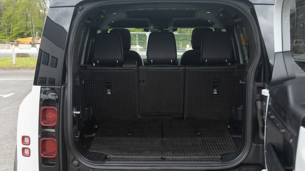 Land Rover Defender 110 3.0 D250 Xs Edition 110 Black #9