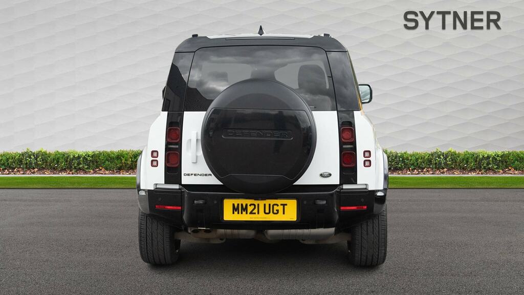 Land Rover Defender 110 3.0 D250 X-dynamic S 110 7 Seat White #5