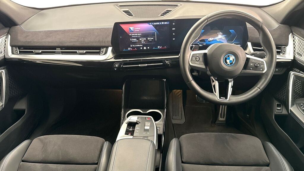BMW iX2 230Kw Xdrive30 M Sport 65Kwh White #4