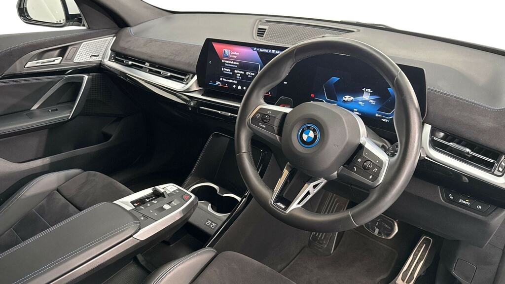 BMW iX2 230Kw Xdrive30 M Sport 65Kwh White #6