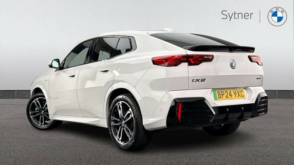 BMW iX2 230Kw Xdrive30 M Sport 65Kwh White #2