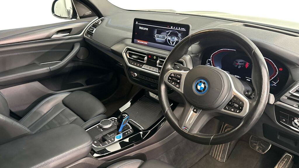 BMW iX3 210Kw M Sport Pro 80Kwh FL72UZG Grey #6