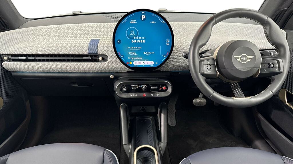 Mini Hatch 135Kw E Exclusive 41Kwh FP74UOK Blue #4