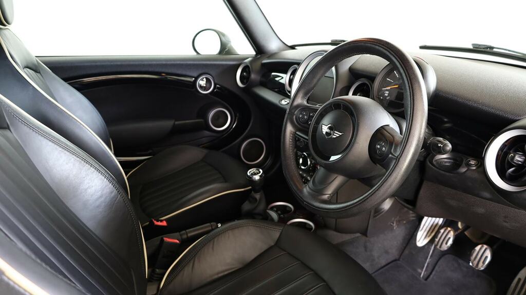 Mini Convertible 1.6 Cooper Convertible Euro 6 122 Black #9