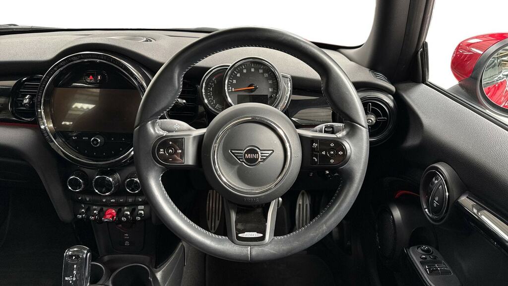 Mini Hatch 1.5 Cooper Sport Premium Plus YM72ETL Red #5
