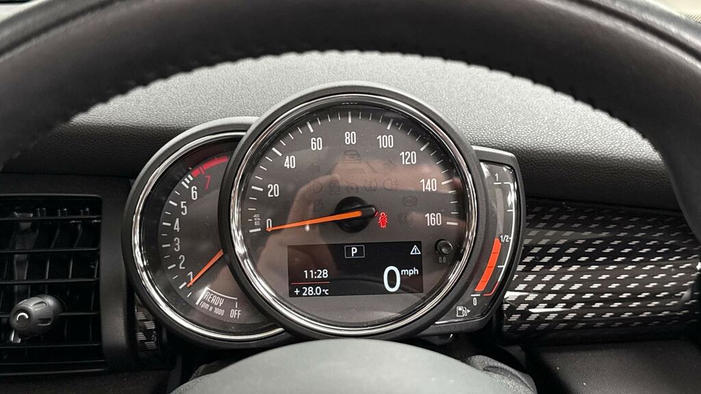 Mini Convertible 1.5 Cooper Sport Convertible Steptronic Orange #9