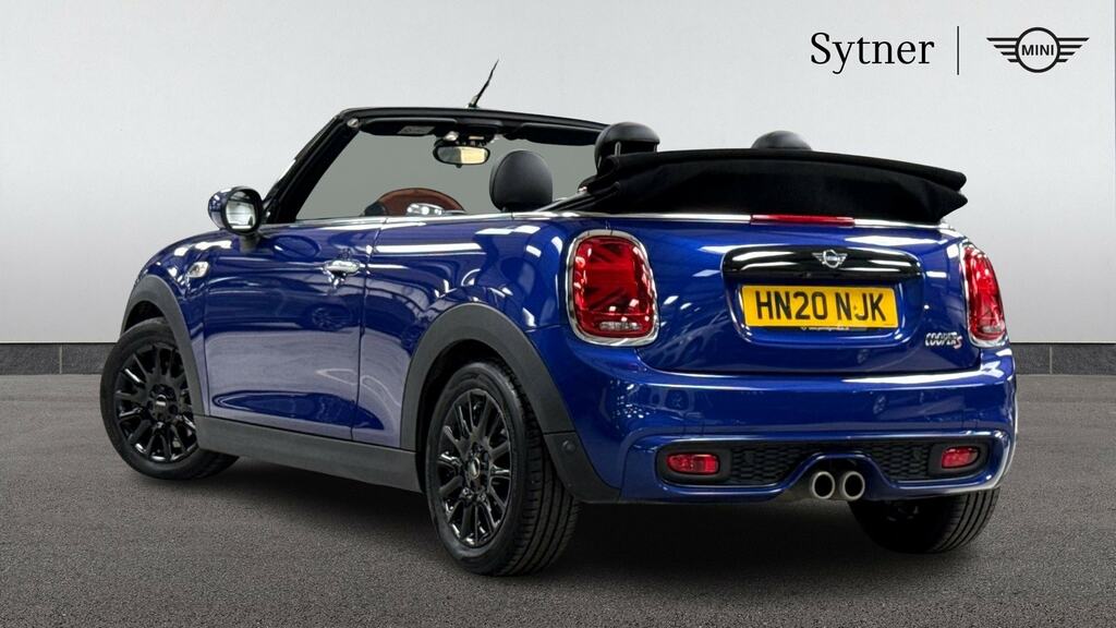 Mini Convertible 1.5 Cooper Sport Convertible Steptronic Orange #2