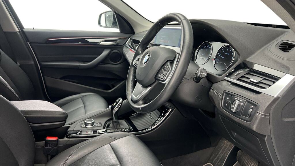 BMW X1 Xdrive 20I Xline Step SB70LAE White #6