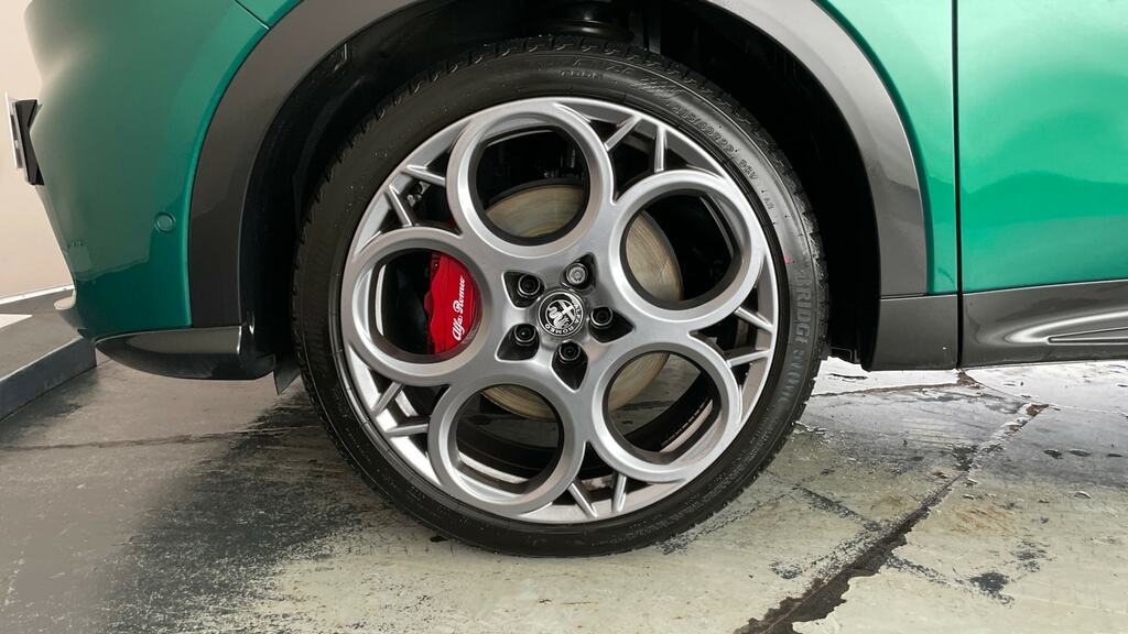 Alfa Romeo Tonale 1.5 Mhev Ti Green #24