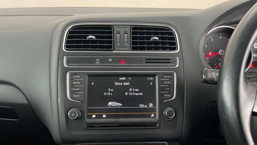 Volkswagen Polo Match Silver #7