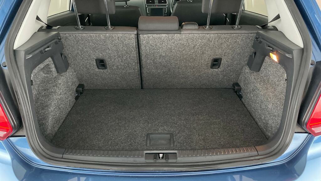 Volkswagen Polo Match Silver #22