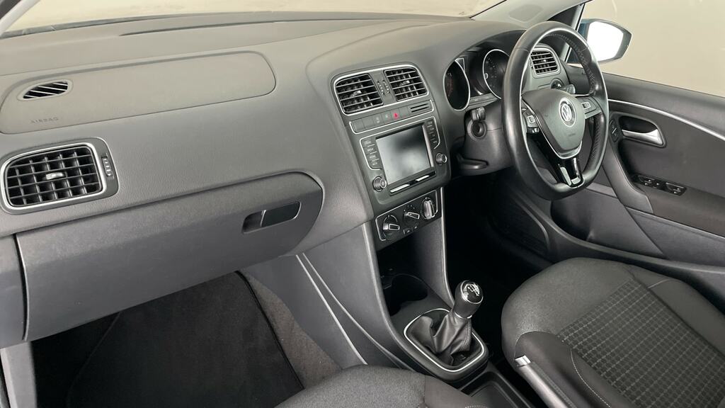 Volkswagen Polo Match Silver #11