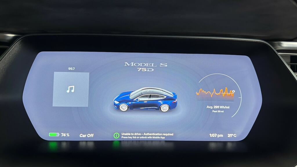 Tesla Model S 241Kw 75Kwh Dual Motor Blue #13