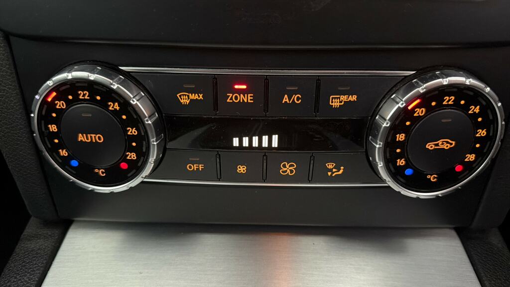 Mercedes-Benz C Class C250 Bluetec Amg Line Silver #16