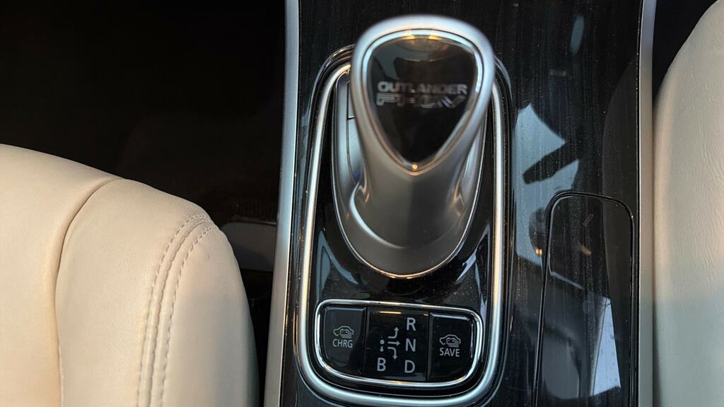 Mitsubishi Outlander 2.2 Di-d Gx4 Grey #14