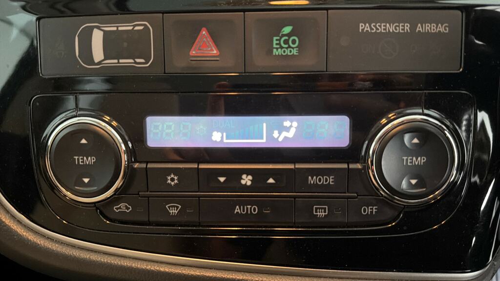 Mitsubishi Outlander 2.2 Di-d Gx4 Grey #16